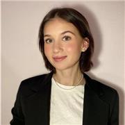 Online-Lehrerin für Psychologie, Master of Science